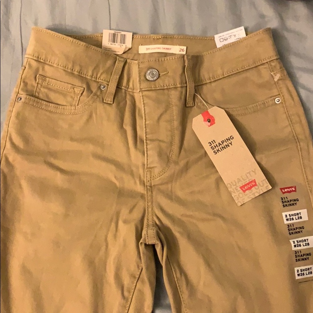 Levis Size 2 Skinny Khaki